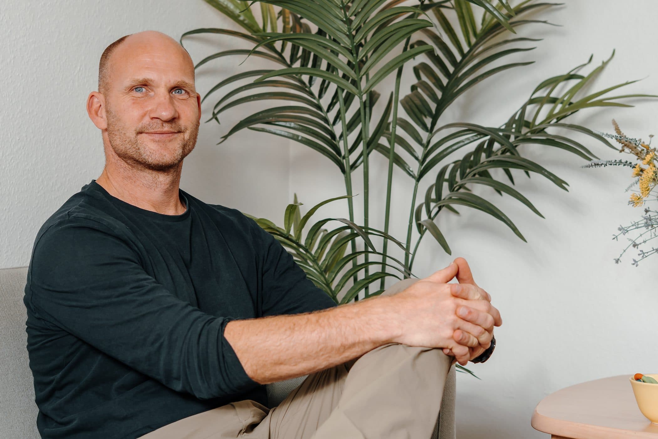 Autoriseret psykolog Jesper Corneliussen i klinikken